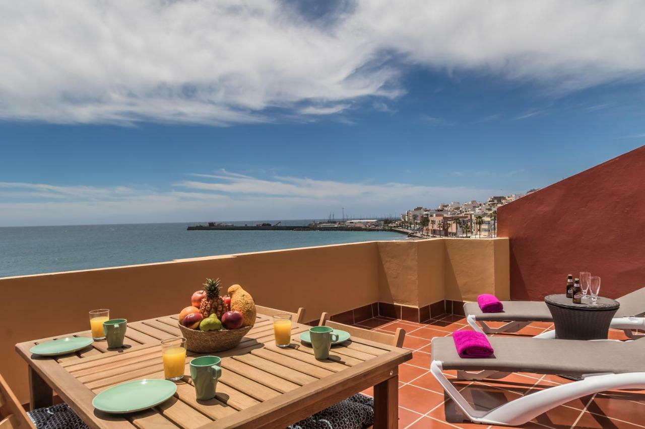 Ocean View Penthouse Daire Gran Tarajal Dış mekan fotoğraf